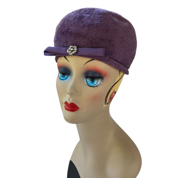 1960s Mr D French Room Lavender Fur Felt Hat | Vintage Rhinestone Pillbox - Picture 3 of 12
